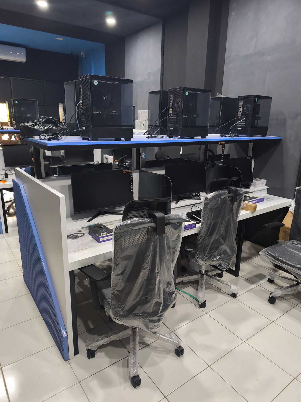 Meja Komputer - Dokumentasi Proyek